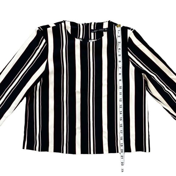Zara Woman Black Red & White Stripe Collarless Cropped Blouse Size Medium - Picture 9 of 11